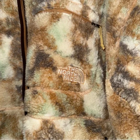 The North Face Extreme Pile Jacket - Picture 3 of 6